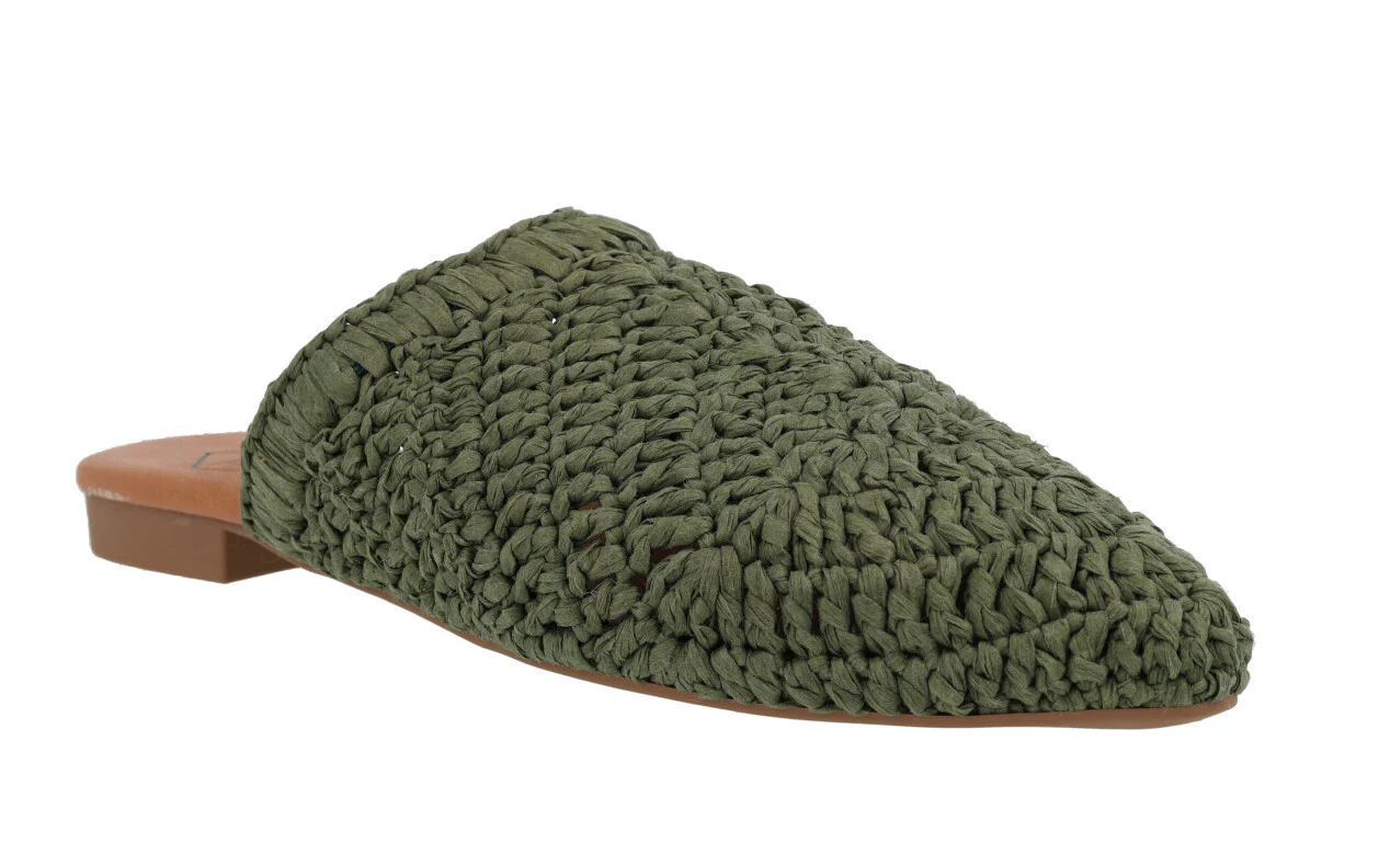 Zuecos planos estilo babuchas en tejido crochet - Imagen 8